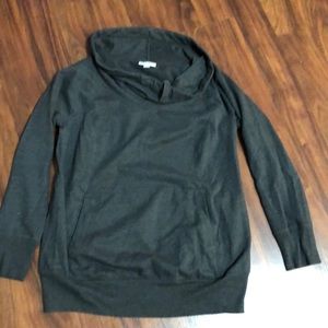 Maternity sweatshirt